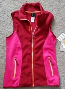 🚫SOLD🚫NWT Reebok Sport Perfomance Fleece vest.